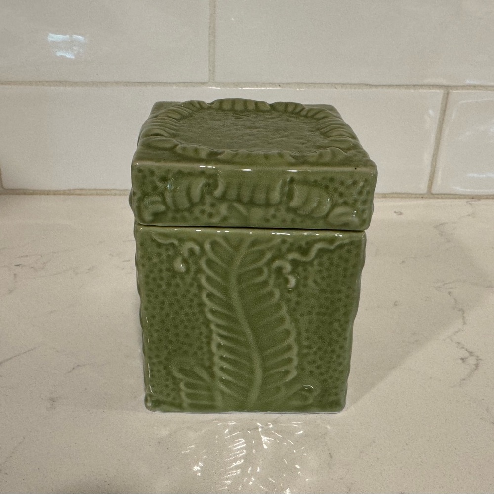 Global Views Green Ceramic Box